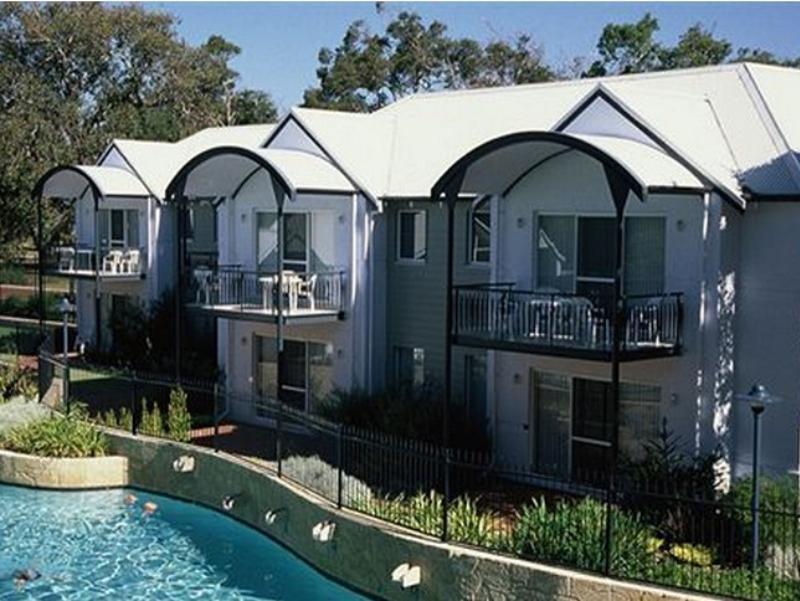Quay Resort 4*