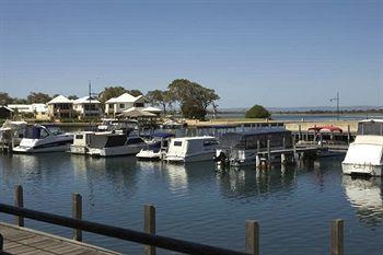 Resort Quay Mandurah